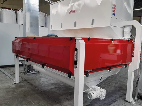 Cracking machines for almonds and huzelnuts - Gallery image 3